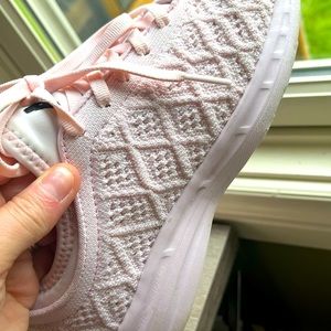 APL Women’s Techloom Phantom Running Shoe